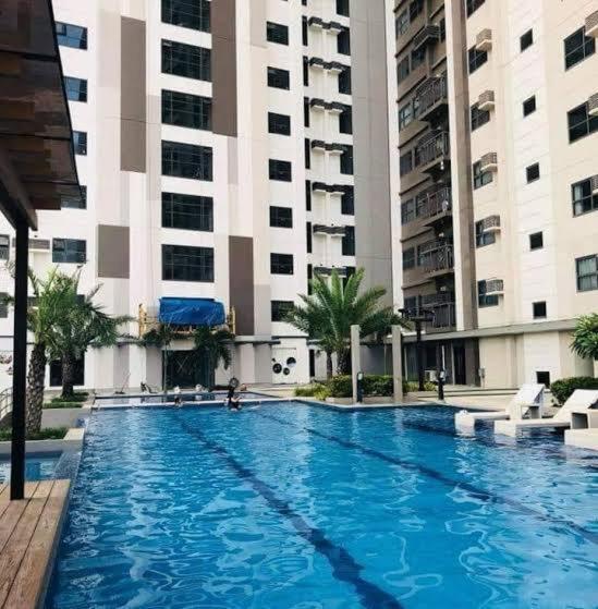 Horizon 101 A12 Shortwalk To Mango Avenue & Robinson Mall Cebu Exterior foto