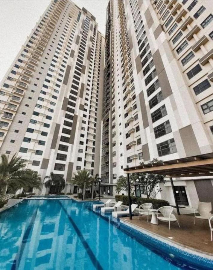 Horizon 101 A12 Shortwalk To Mango Avenue & Robinson Mall Cebu Exterior foto